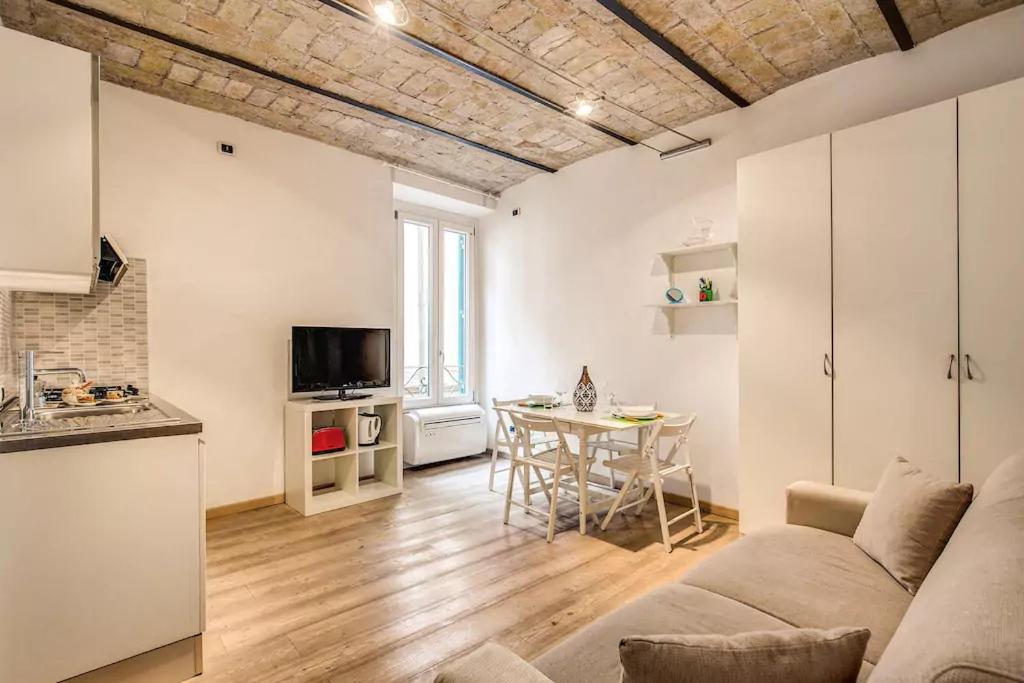 Navona Flat Apartment โรม ภายนอก รูปภาพ